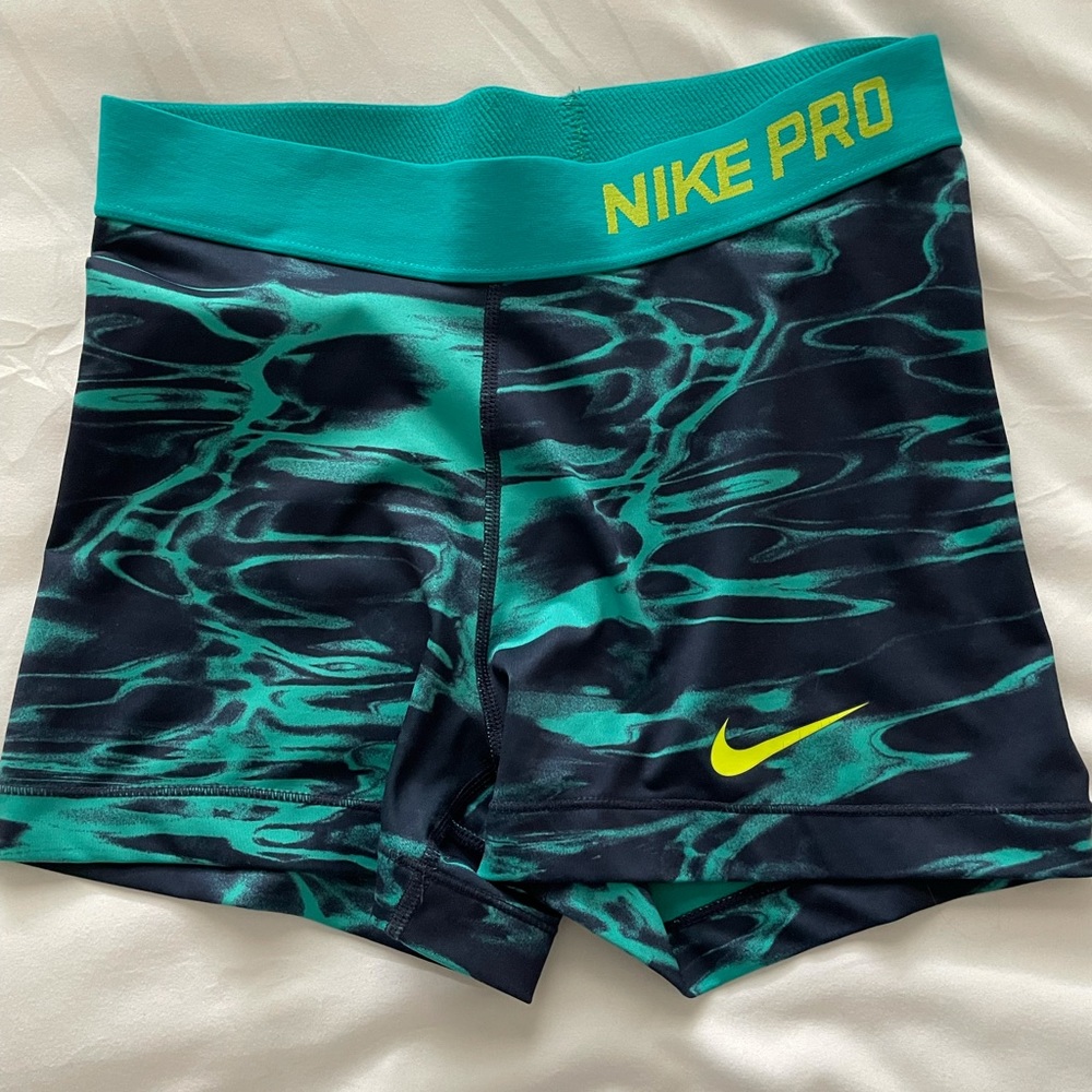 NikePro Small Shorts